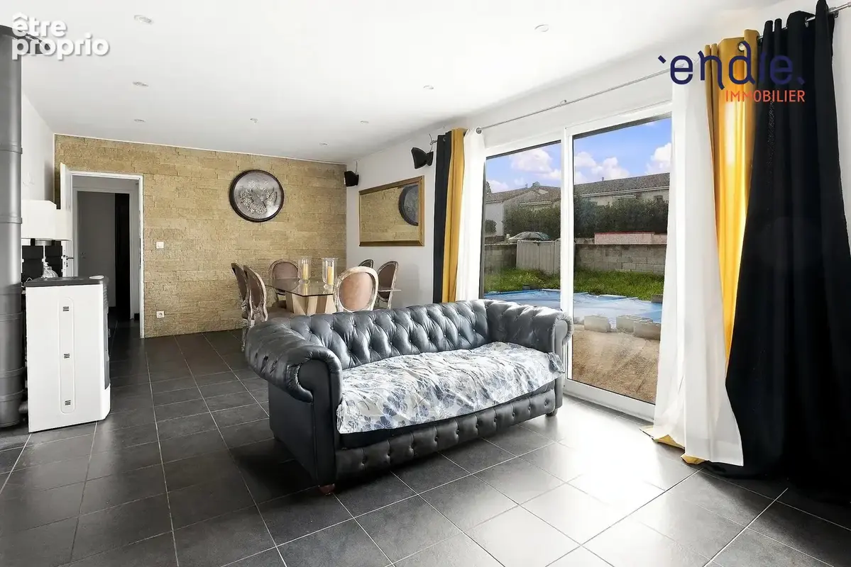 Maison 4 pièces 102 m² à vendre à Villefranche-De-Lauragais (31290) - photo 2