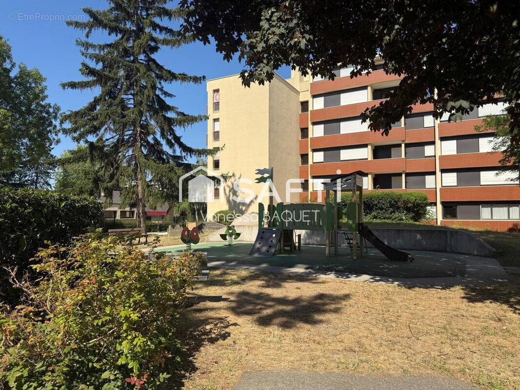 Photo 1 - Appartement à LE PLESSIS-BOUCHARD