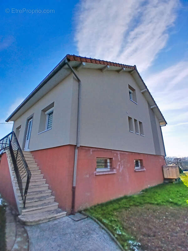 Maison à L&#039;ISLE-SUR-LE-DOUBS