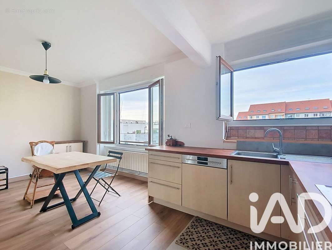 Photo 4 - Appartement à LYON-8E