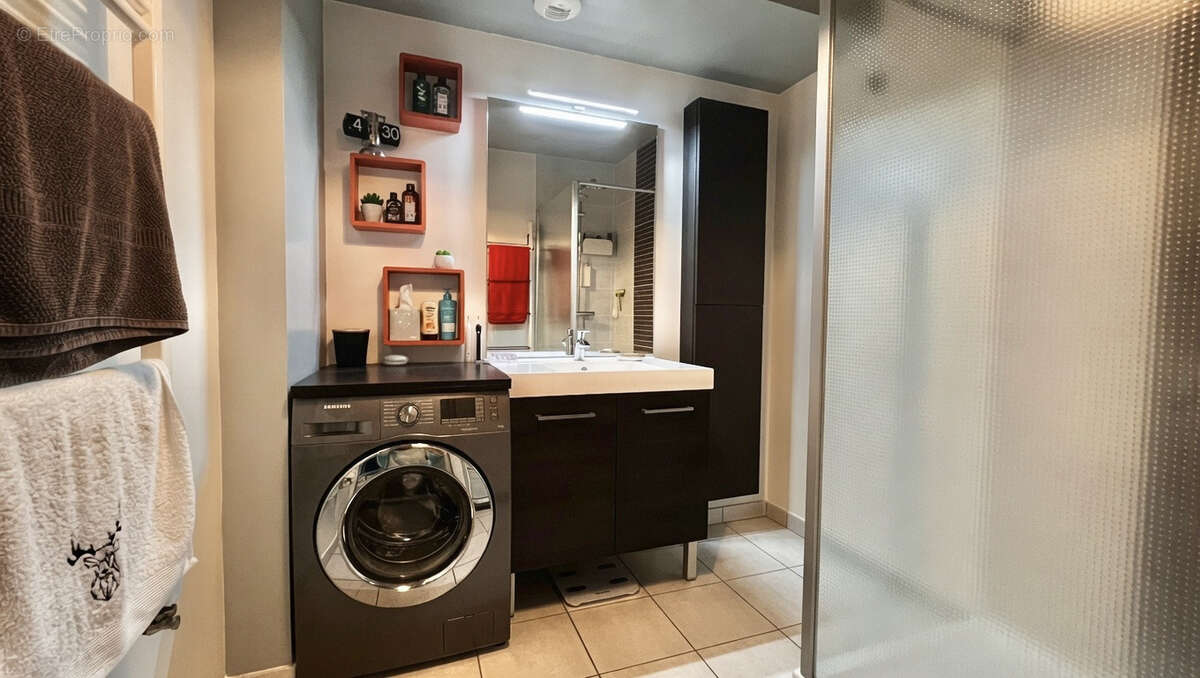 Appartement T3 récent coeur de Craponne - photo 8