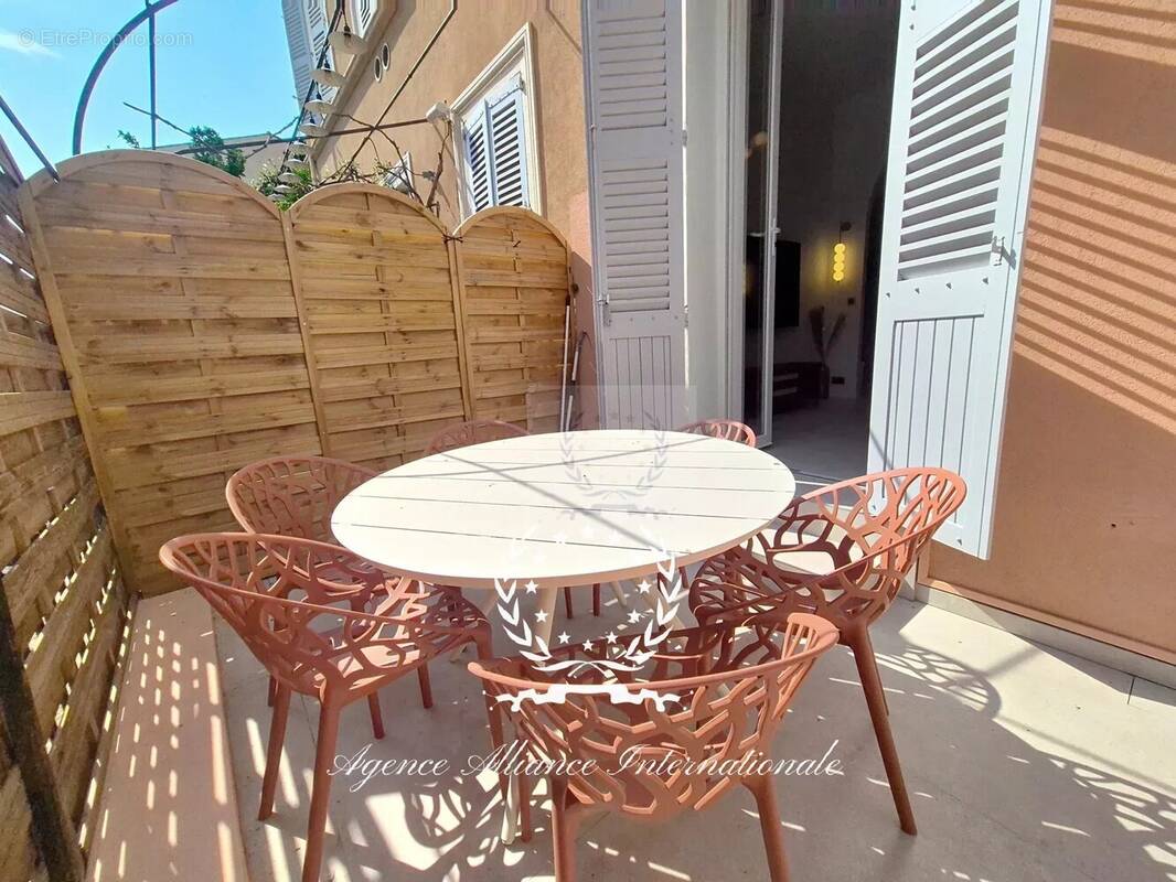 Appartement à CANNES