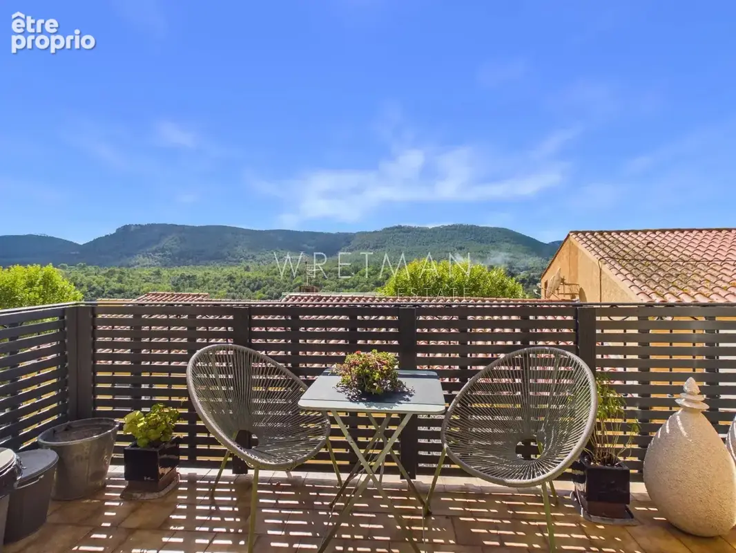 Charmante maison de village avec terrasse et vue sur les collines – Bagnols-en-Forêt - photo 2
