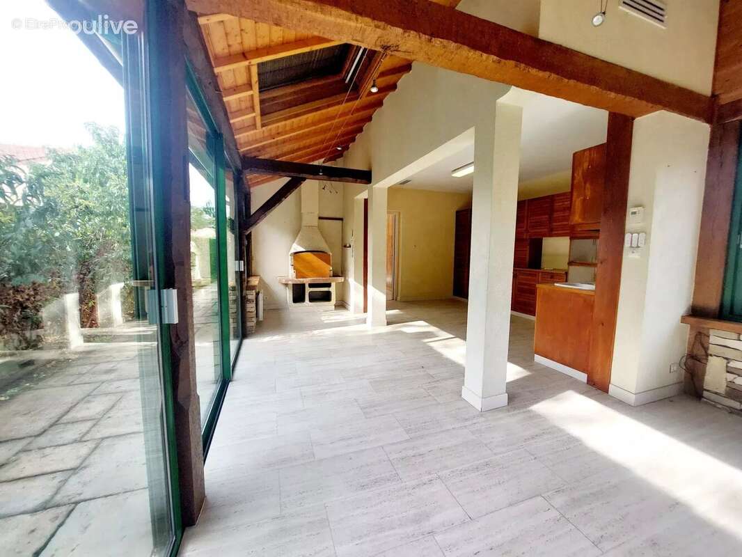 Maison à SAINT-PHILBERT-DE-BOUAINE