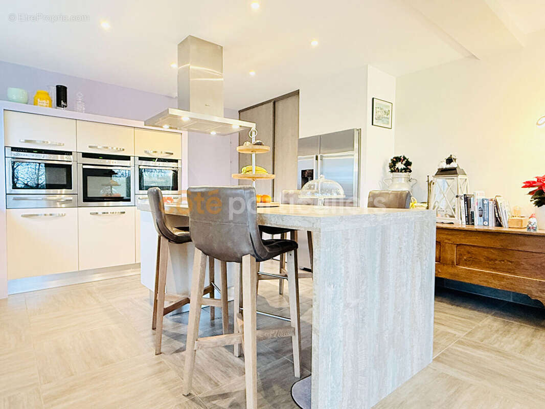 Maison à LA BARRE-DE-SEMILLY