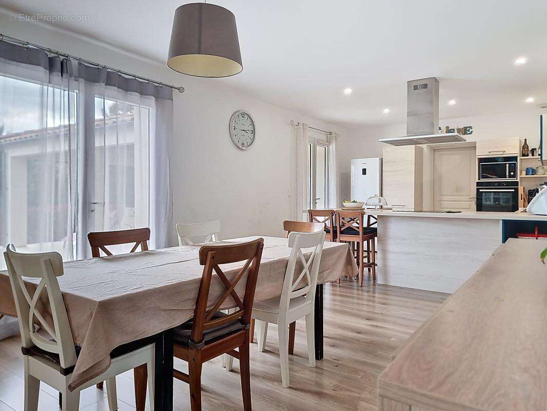 Maison à FELINES-MINERVOIS