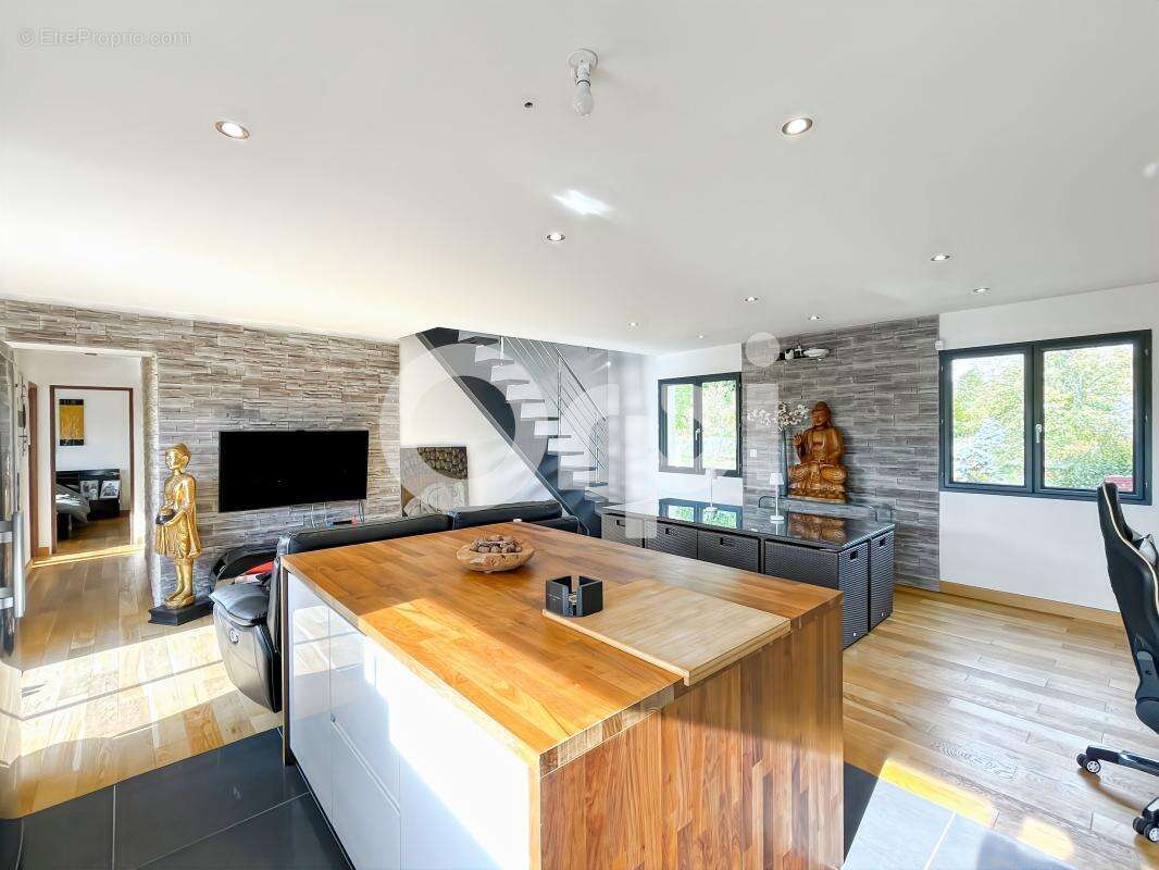 Maison à PACY-SUR-EURE