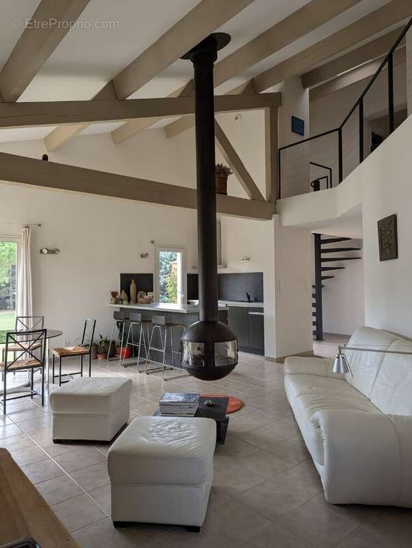 Maison à UZES