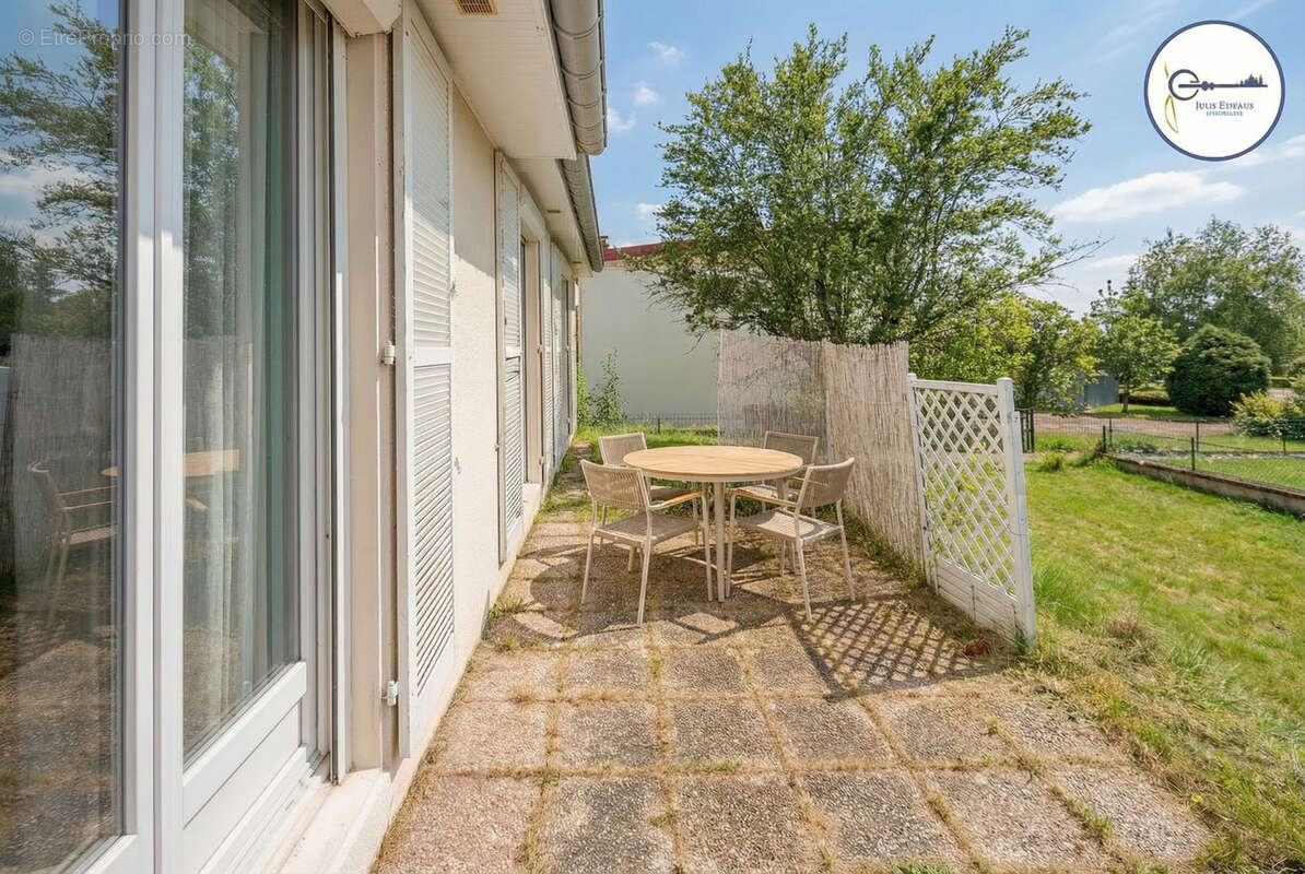 Maison à DOGNEVILLE