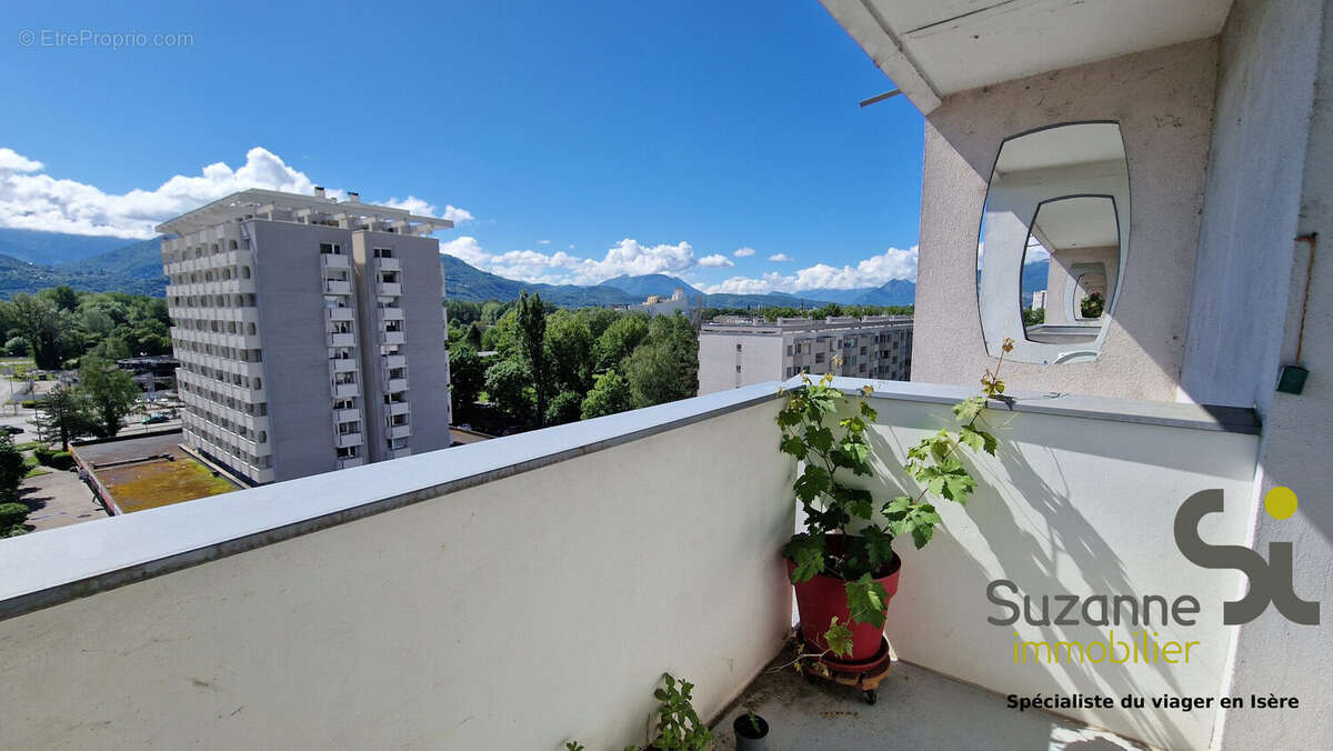Appartement à MEYLAN