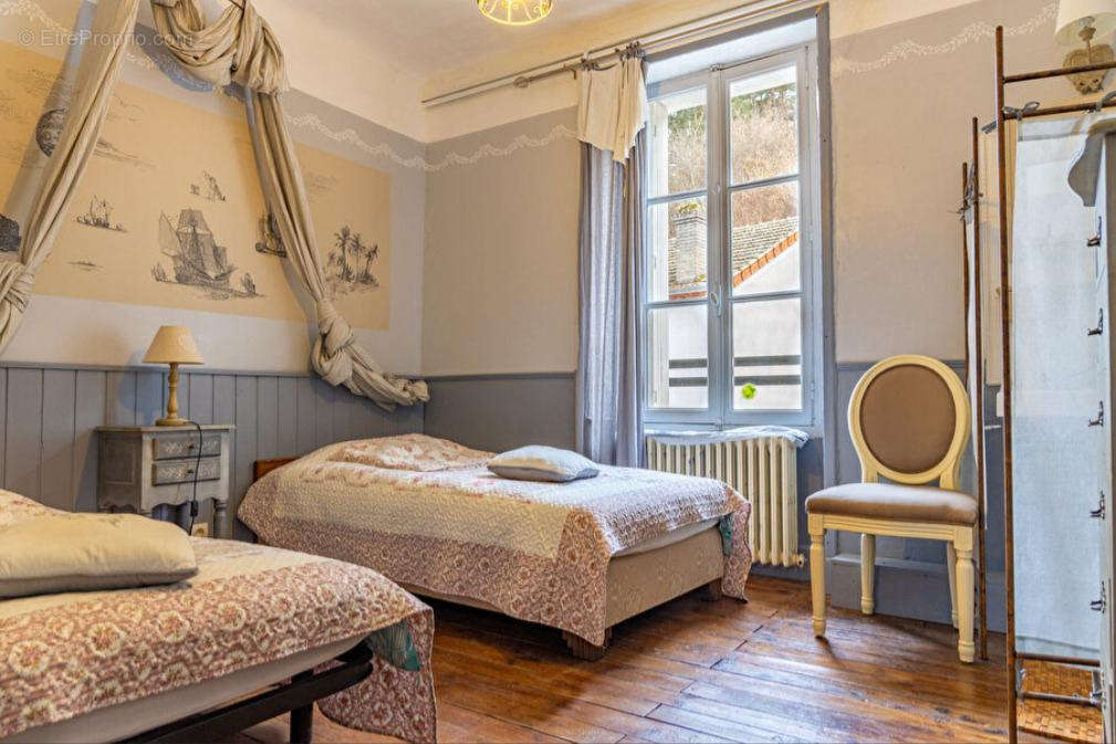 Ancien hôtel de charme joliment rénové - photo 4
