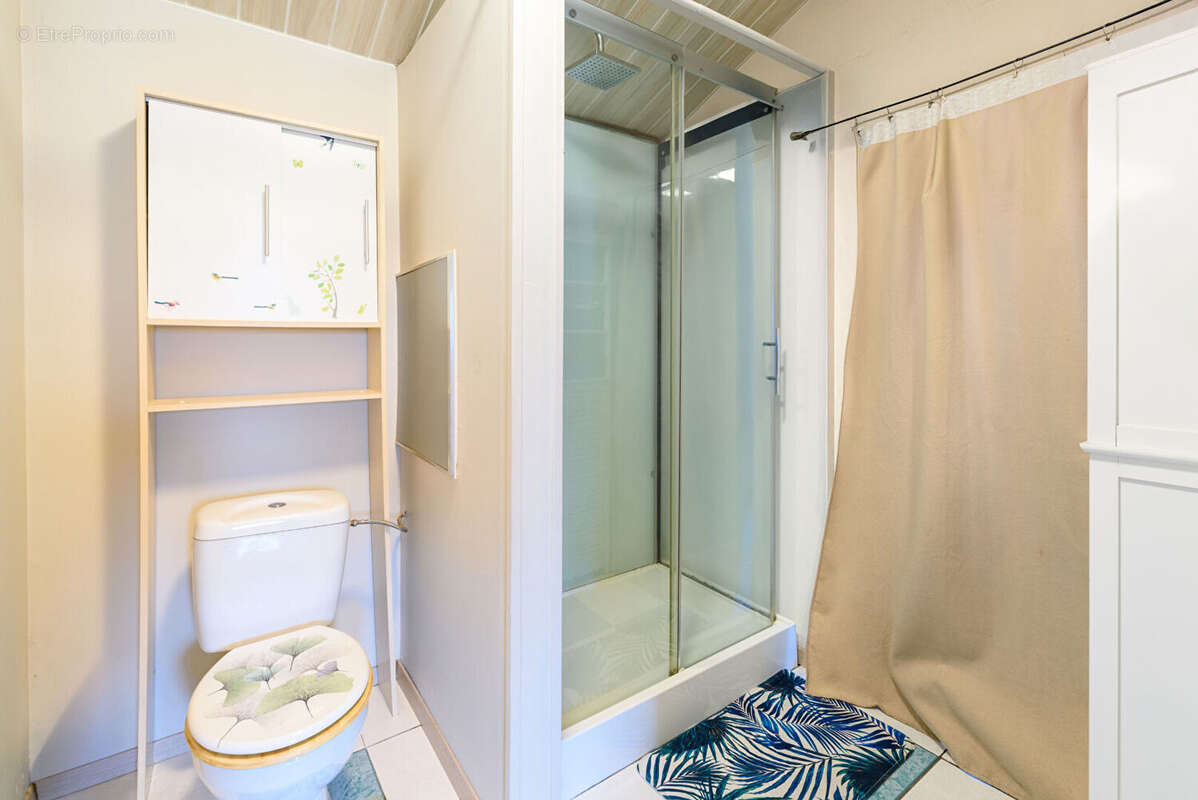 Maison à SAINT-PIERRE-DU-MONT