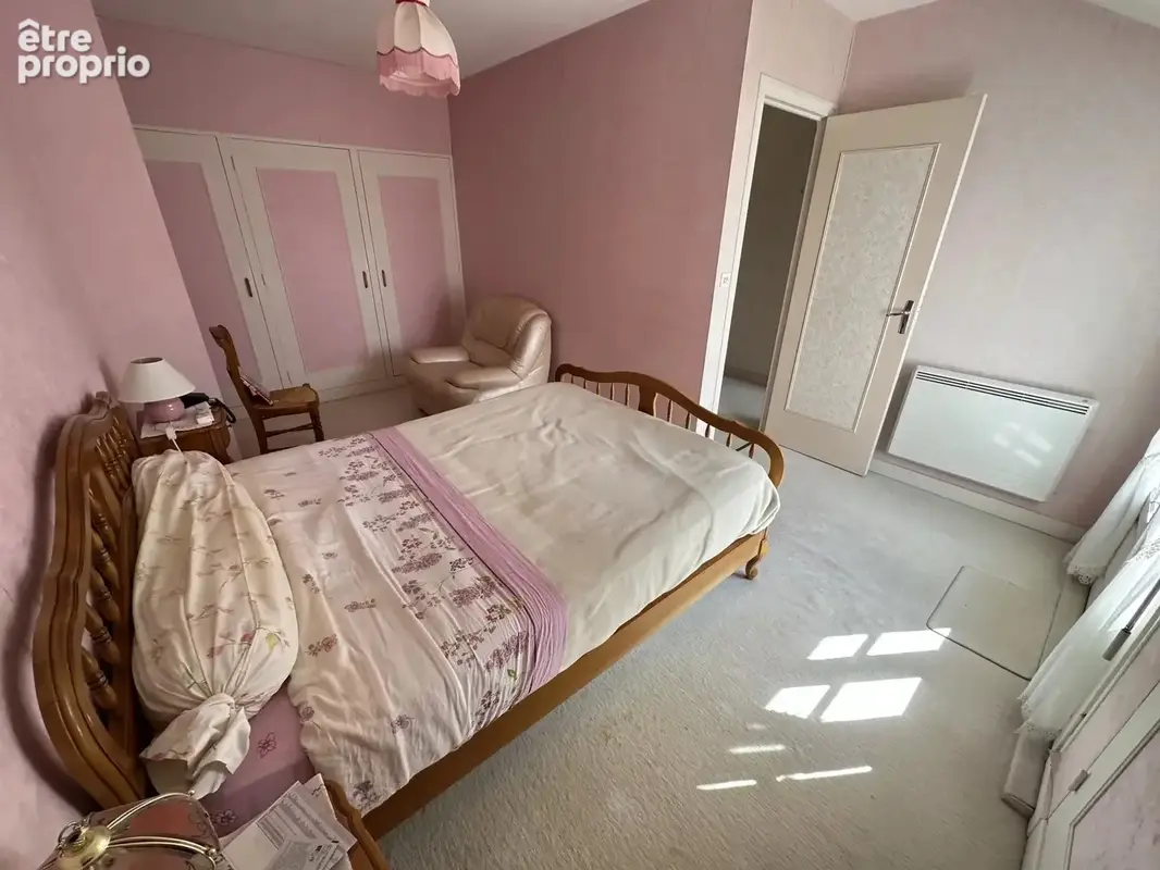 Pavillon 99m²,  3 chambres, dont 1 au  rez-de-chaussée, 2 salles de bain. - photo 12