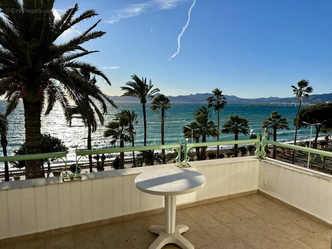 Appartement à CANNES