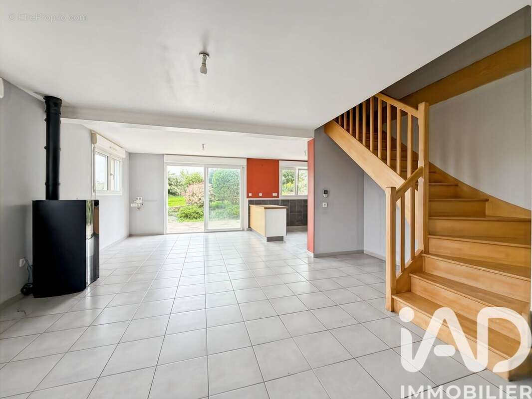 Photo 1 - Maison à MESLAY-DU-MAINE