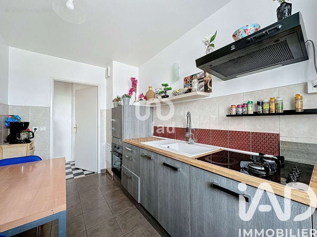 Photo 6 - Appartement à DAMMARIE-LES-LYS