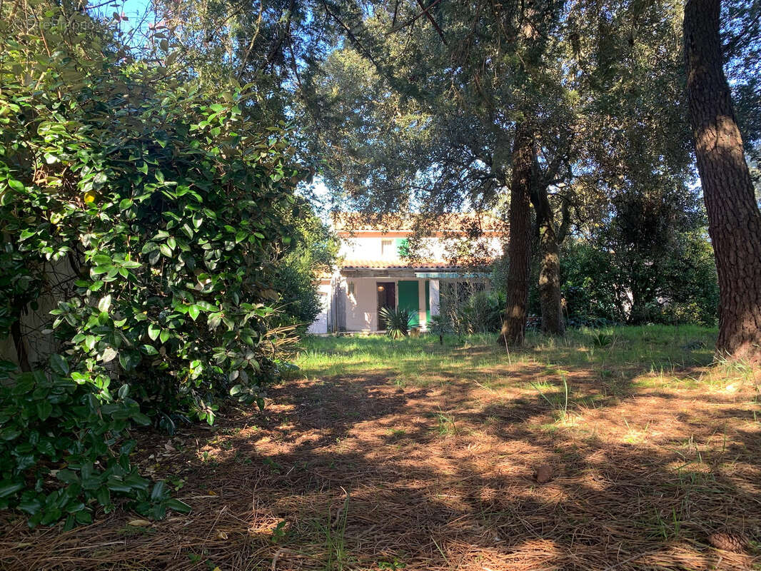 Maison à SAINTE-MARIE-DE-RE