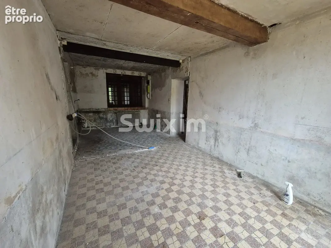 Maison à rénover avec 5 500 m² de terrain, calme, beau potentiel - photo 8