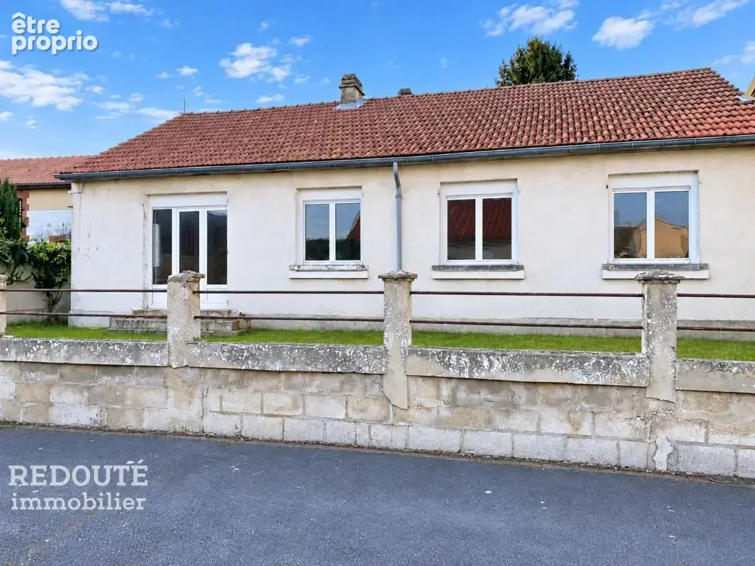 Maison à SAINT-GIBRIEN