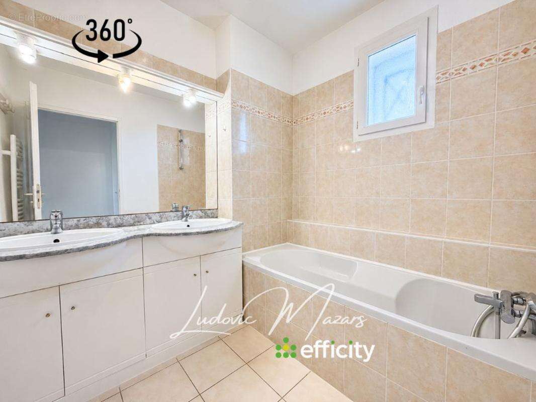 Maison 84 m² à Mas-Grenier  - photo 12