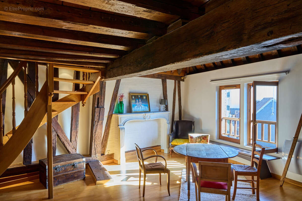 Appartement 82 m² à Troyes  - photo 2