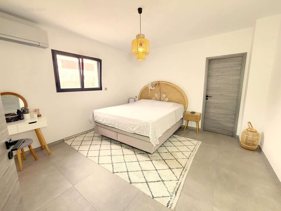 Superbe villa moderne de 207m2 avec garage de 40m2 - photo 10