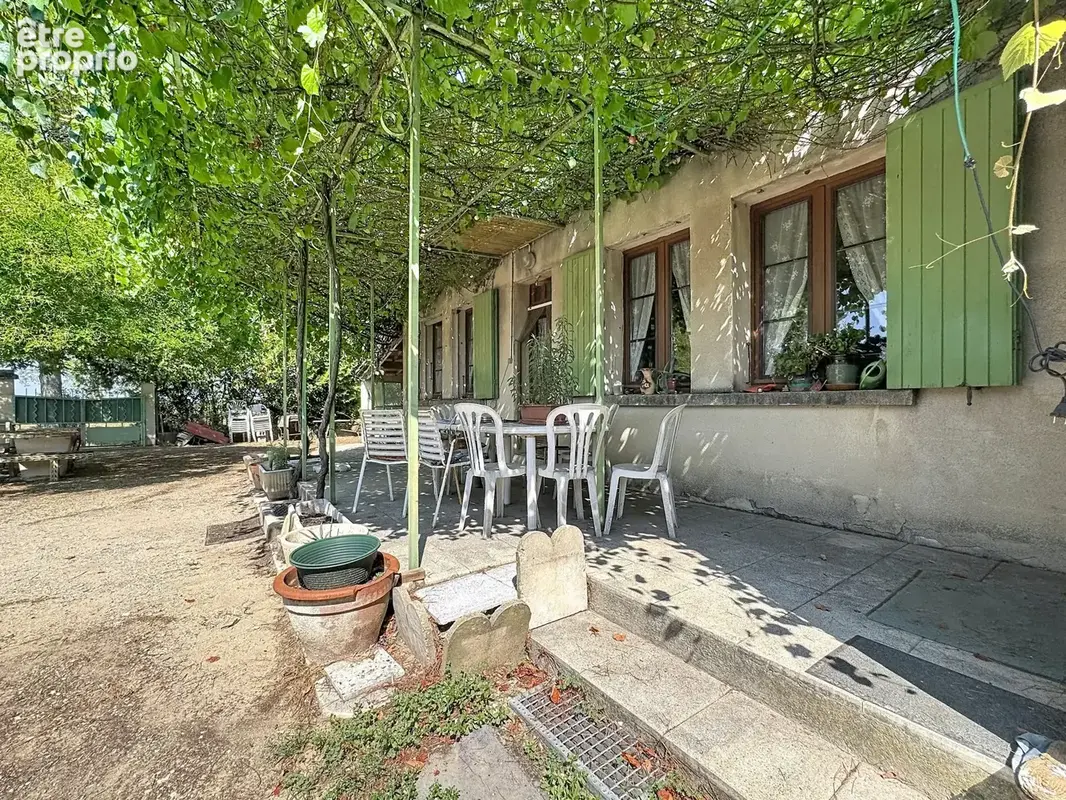 Maison 101 m² à Gordes  - photo 3