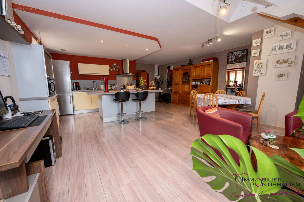 Pontarlier - appartement t3 - centre ville - photo 11