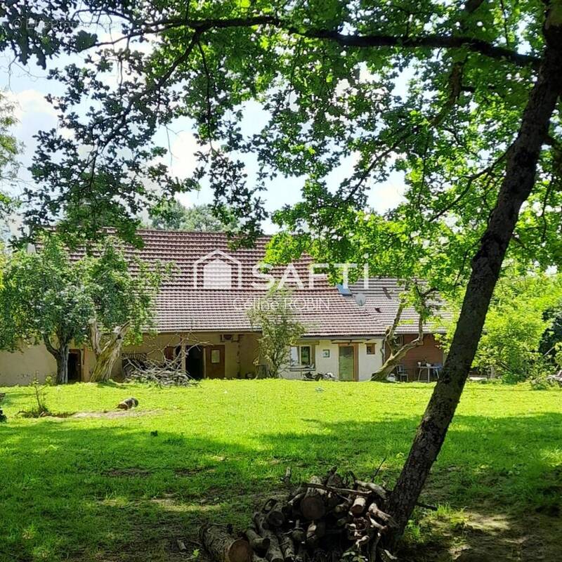 Photo 1 - Maison à MONTJAY