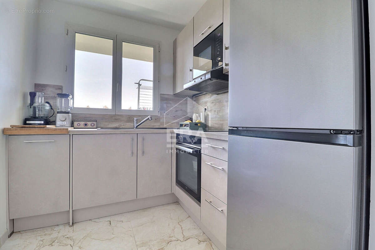 Appartement 80m² à La Plaine Saint Denis - photo 9