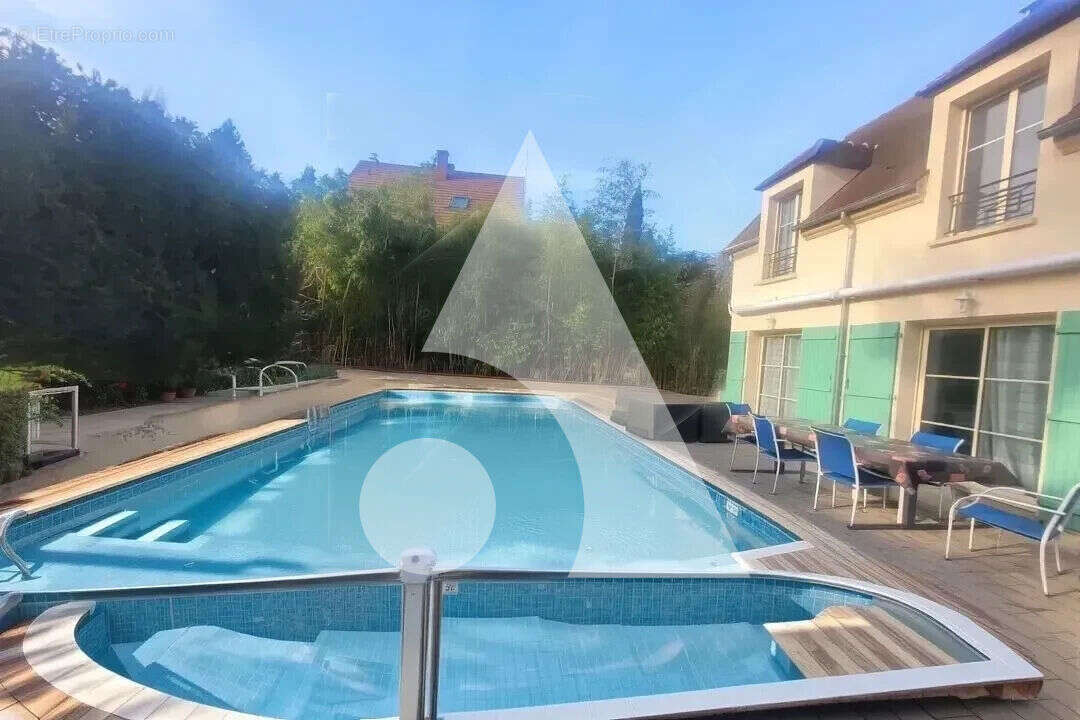 Maison à VILLIERS-ADAM