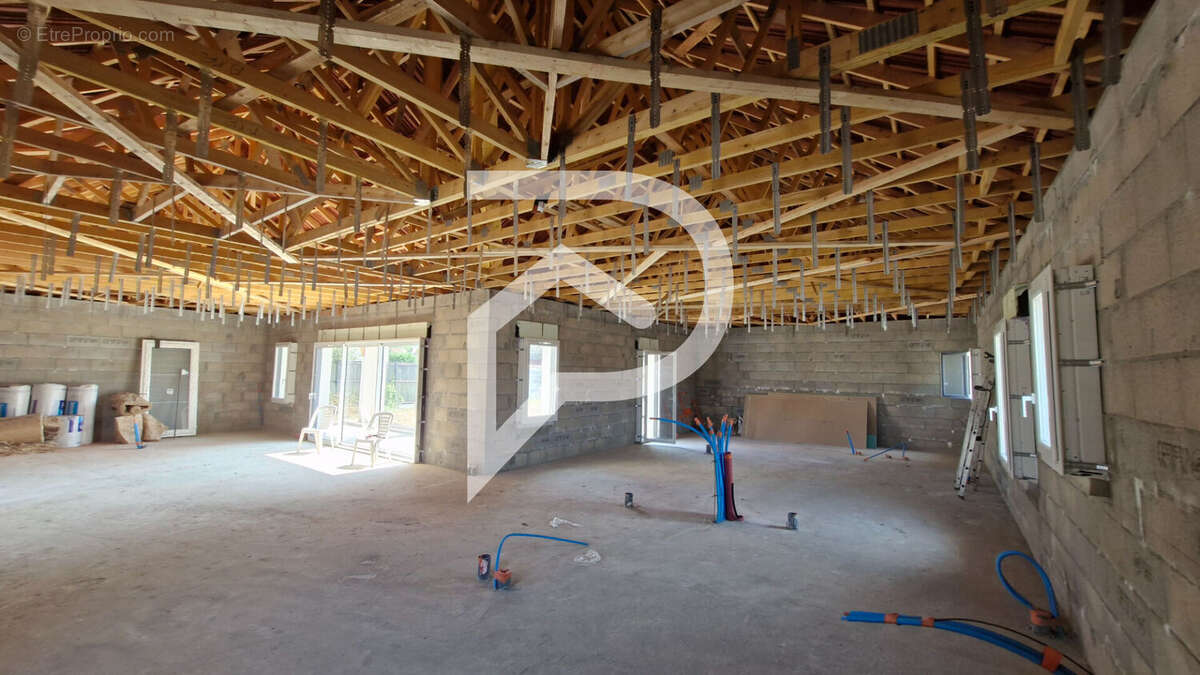 Maison neuve de plain-pied, 6 pièces 130 m² avec garage, proche ORTHEZ - photo 4