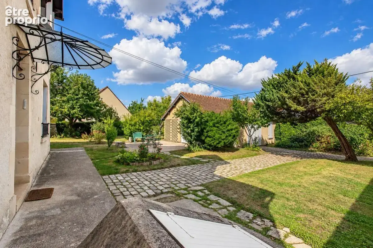 Maison Bourgeoise 4 Chambres + Garage - photo 17