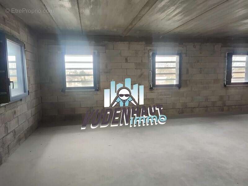 Commerce à GRENADE
