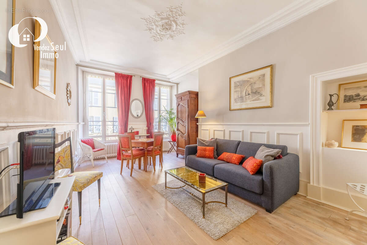 Appartement à VERSAILLES
