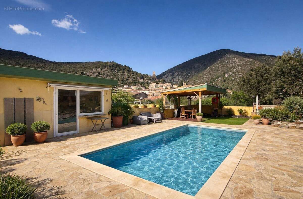 Photo 2 - Maison à ROQUEBRUN