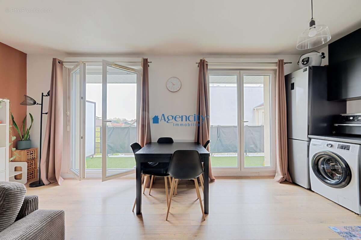 Appartement à CHELLES