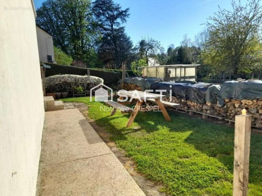 Photo 5 - Maison à AMBRIERES-LES-VALLEES