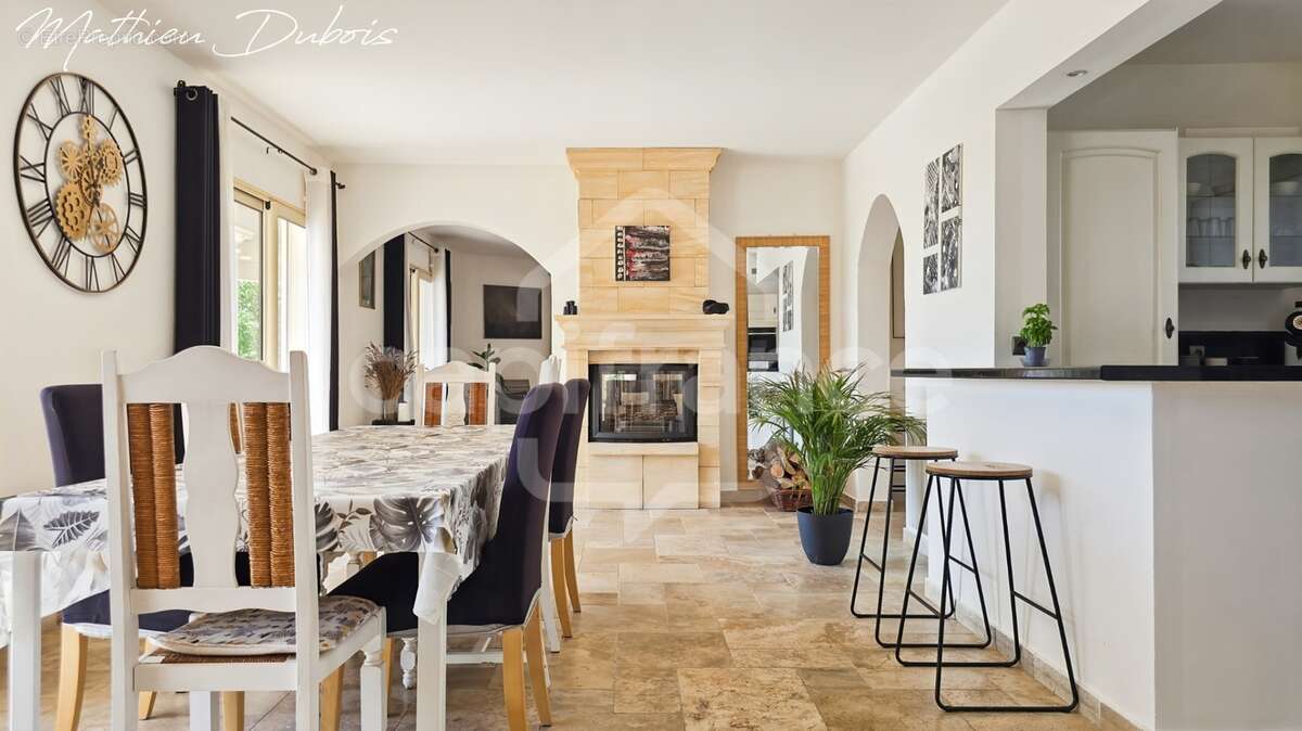Villa d'architecte avec maison d'amis, piscine et 1,2 hectare au cœur du Périgord Vert - photo 8