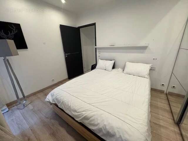 Appartement à PARIS-2E