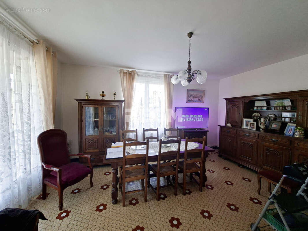 Maison à GARDONNE