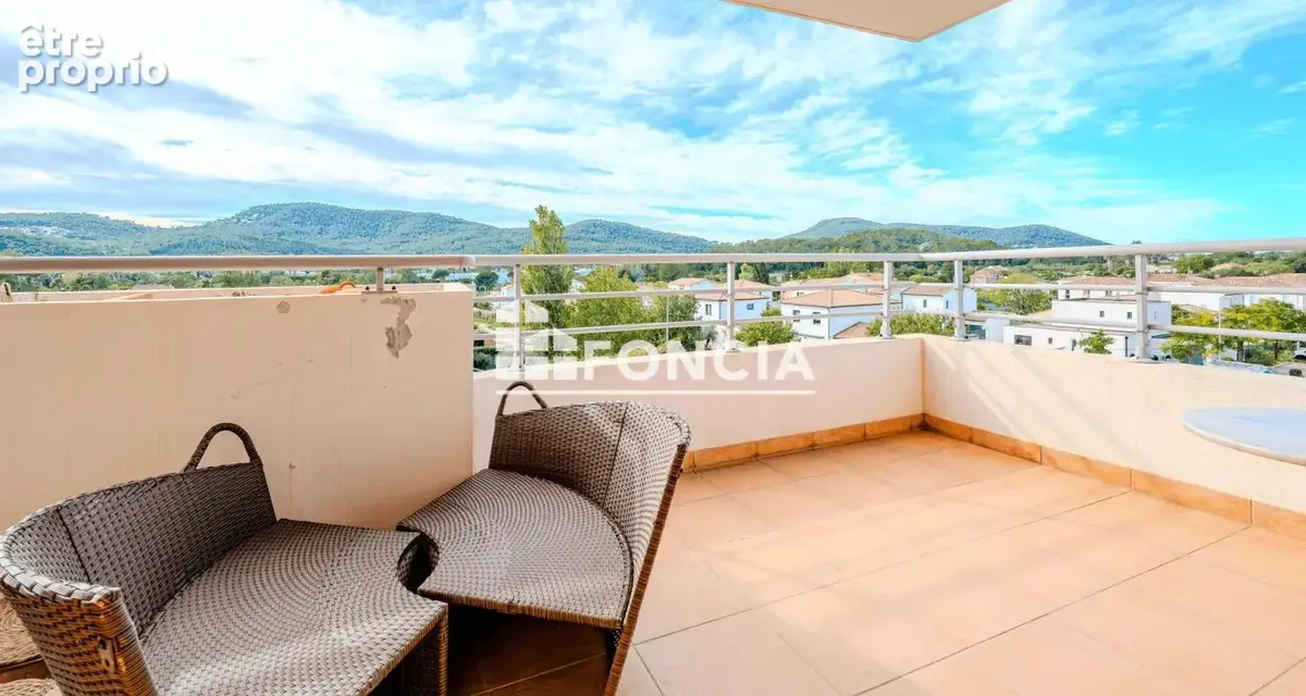 Hyeres ouest - appartement t4 avec terrasse sud dégagée et garage - photo 3