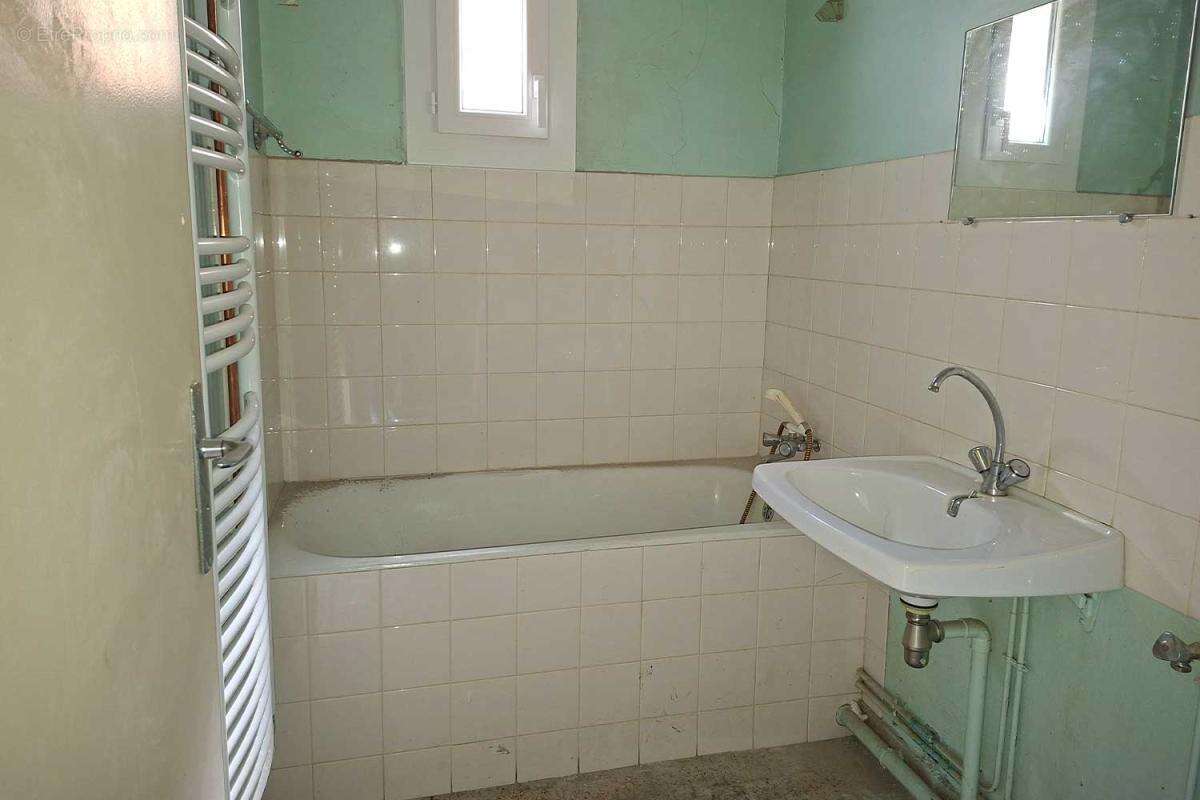 Maison à MONTCEAU-LES-MINES