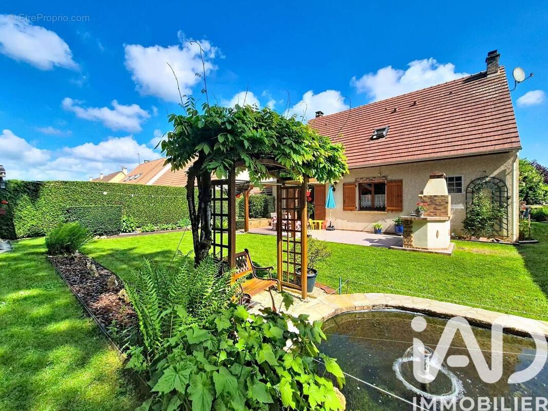Photo 1 - Maison à LA HOUSSAYE-EN-BRIE