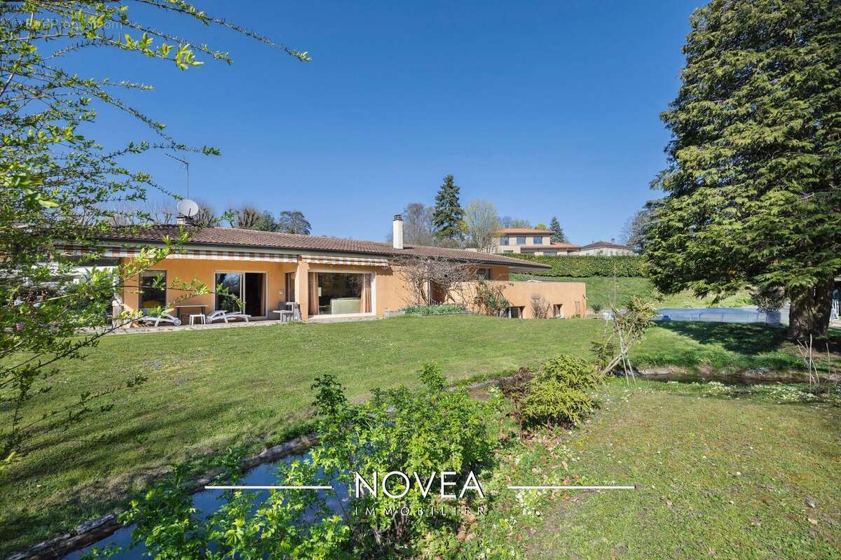 Maison à SAINT-CYR-AU-MONT-D'OR