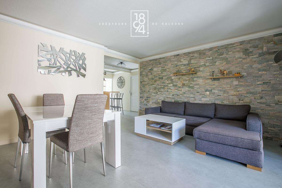 Appartement à MARSEILLE-8E