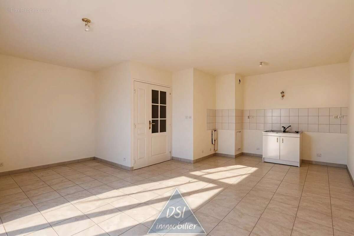 Appartement à VILLEFRANCHE-SUR-SAONE
