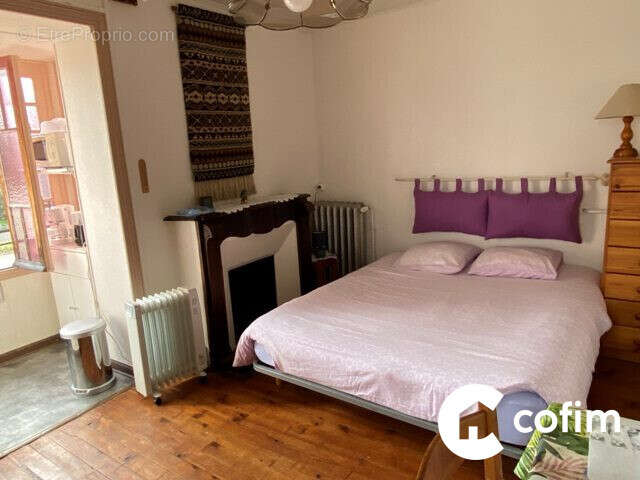 Maison 270 m² à Nay  - photo 7