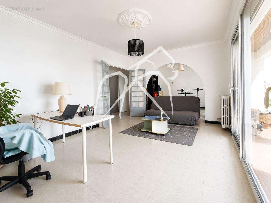 Villa 170m²  piscine  6 chambres  appartement independant sur 500m² de terrain - photo 10