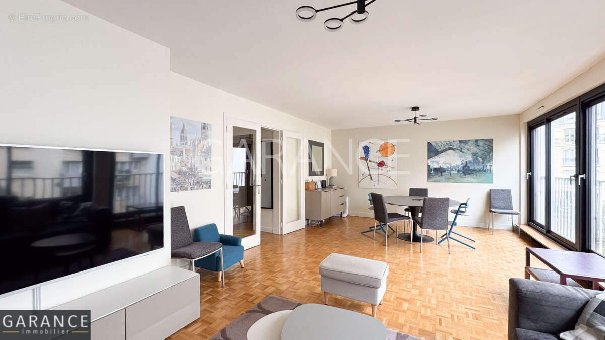 Appartement à PARIS-14E